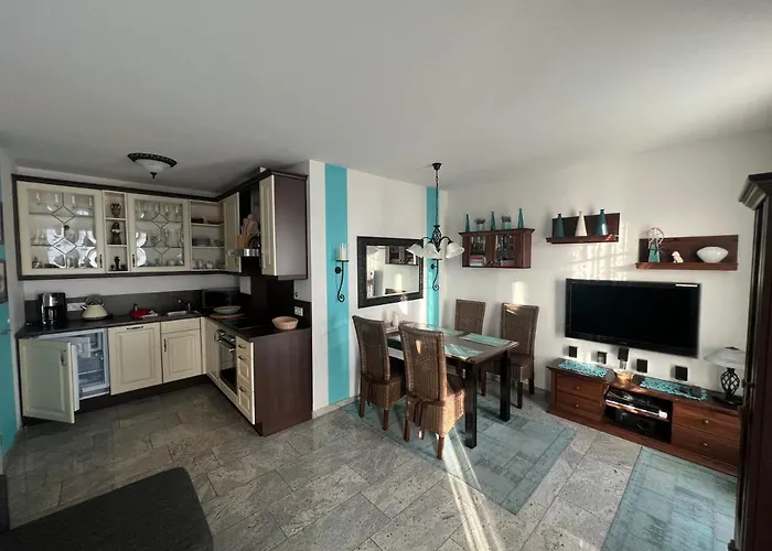 Lena - Perlmutt * Sellin (Rugen)